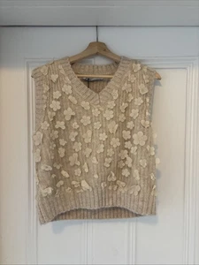 Brand New Medium Zara V Neck Cream Sweatervest With Mesh Overlay And 3D Flowers - Picture 1 of 4