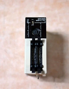Mitsubishi Programmbale Controller FX3UC-32MT/D - Picture 1 of 3