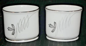 Treasure Chest Caprice Porcelain Cigarette Holder Bavaria Germany toothpicks - Picture 1 of 3