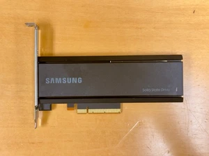 3.2TB PM1735 Samsung PCIE SSD HHHL PCIE4.0 SOLID STATE DRIVE MZPLJ3T2HBJR-00007 - Picture 1 of 3