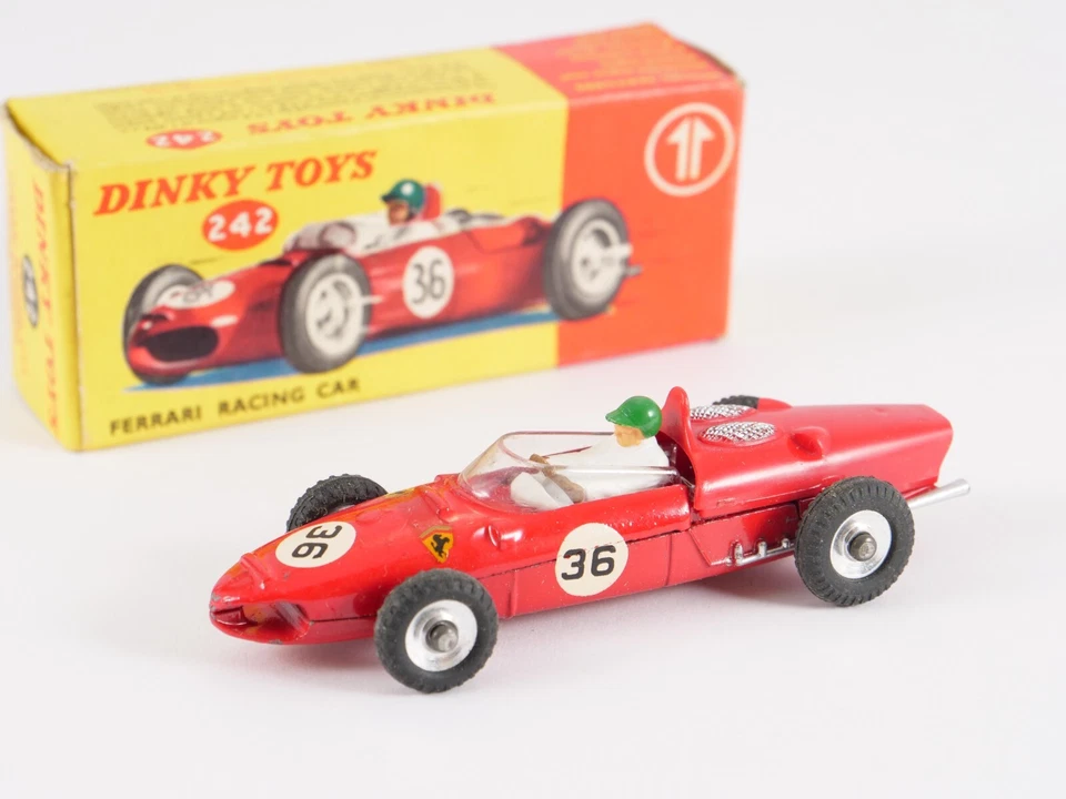 Dinky Toys GB N° 242 Ferrari Racing Car #36 Poco Uscita In Scatola 1/43 - Immagine 1 di 4