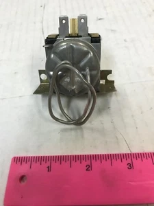 Thermostat 9544N52 309913 4261051 24989 - Picture 1 of 2