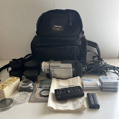 Sony Handycam DCR-TRV320 Camcorder-tested and working remote, batteries lens - Image 1 of 4