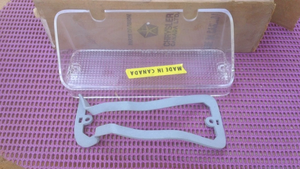 NOS MoPar 1972 Chrysler 300 Newport NewYorker PARK LAMP LENS 3514277  — 第 1/1 张图片