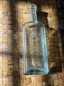 DR. KINGS NEW DISCOVERY FOR COUGHS AND COLDS BOTTLE LIGHT AQUA - Picture 1 of 5