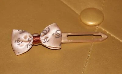 S-1794 Angeldog Hundefellspange Haarschleife fester Halt Haarspange Hund groß