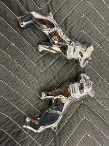 Pair Mack Truck Chrome Left/Right Bulldog Side Emblems 4MR2157 & 4MR2158 - Picture 1 of 5