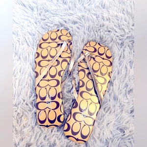 Coach Sandalen Gold mit Signatur Monogramm Gr. 39 - Bild 1 von 5