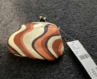 Monedero Urban Outfitters BNWT Foto 1 de 3