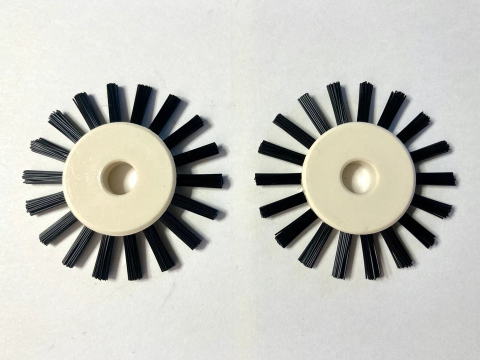 Brother Cepillo de Ruedas para Tejer para Calibre Estándar 4.5mm *NUEVO* Mfg Original - 2 piezas Foto 1 de 1