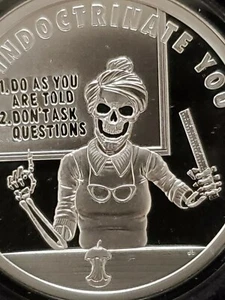 Prueba de plata .999 de 1 oz WE ADOCTRINATE YOU V2 First in POP Series Educate 2020 - Imagen 1 de 8