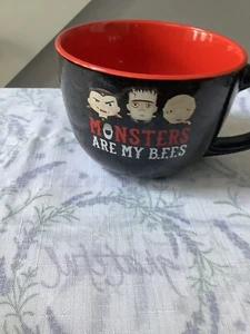 Monsters Are My B.F.S 24 Oz Doppelseitiger Becher Universal Studio - Bild 1 von 5