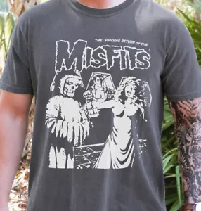 T-shirt Misfits Shocking Return anni '80 punk on vintage nero comfort colori 1717 - Foto 1 di 6