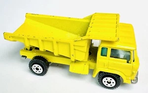 Vintage 1980s Yatming Hong Kong Yellow Dump Tipper Truck 1:64 Scale Diecast - Picture 1 of 6