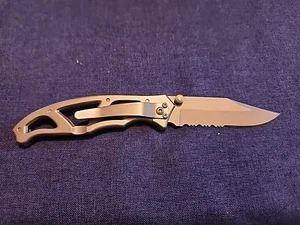 Gerber Lockback Pocektknife Silver / leather sheath - Picture 1 of 5