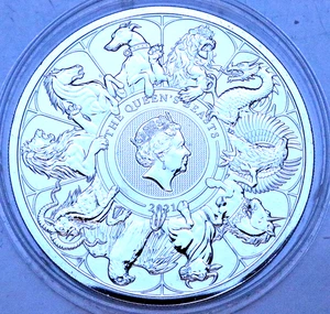 INGLATERRA: 5 libras 2021: COMPLETADOR DE BESTIAS DE LA REINA, Cu-Ni, St, E2 - Imagen 1 de 2