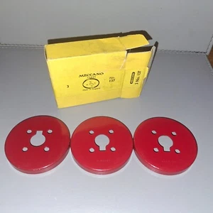 #137*SIN USAR*COMPLETO EN CAJA COMERCIAL*BRIDA DE RUEDA ESTAMPADA MECCANO (ROJO MEDIO) - Imagen 1 de 2