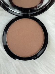 Polvo facial bronceador profundo 0,32 oz espejo tamaño completo compacto - Imagen 1 de 2