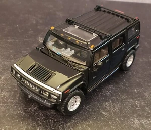 MAISTO Hummer H2 DieCast 1:27 Scale Black - Picture 1 of 12