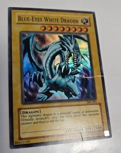 Blue-Eyes White Dragon SKE-001 Yu-Gi-Oh Konami Trading Card Game Super Rare - Picture 1 of 7