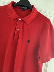 CAMISA POLO ASSN de EE. UU. Talla Mediana Para Hombre Calce Regular Roja - Excelente Estado - Imagen 1 de 4