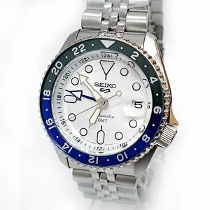 Orologio Uomo SEIKO 5 Sports SBSC017 Bianco SKX Stile Sportivo GMT Nuovo con Scatola Giapponeš„ - Foto 1 di 16