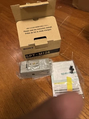 NUEVA Cámara de Video Sony SPT-M124 Blanco y Negro 24 Voltios AC Foto 1 de 2