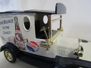 Pepsi Cola delivery truck bank die cast with key - Picture 1 of 5