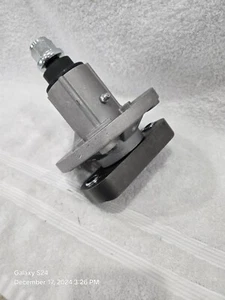Spindle) for John Deere L100 L110 L120, & L107-108-118-130 W/ 42" and 48" DECKS. - Picture 1 of 9
