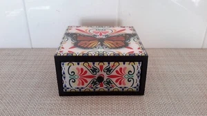 Mexikanische Volkskunst Holz Schmuck Schmuckschatulle/Schublade geformt Schmetterling lackiert EUC - Bild 1 von 12