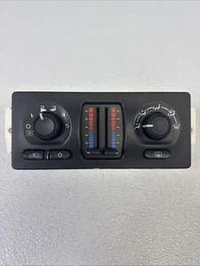 03-09 Chevy GMC Trailblazer Envoy Climate Control A/C with Rear Defrost OEM - Picture 1 of 12
