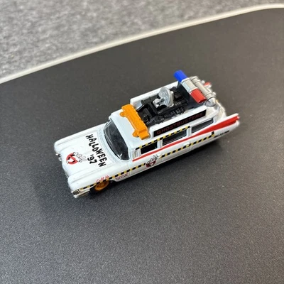 Ghostbusters Johnny Lightning Frightning Lightning 1997 Halloween ECTO-1A Target - Image 1 of 4