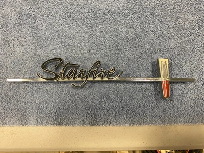 Oldsmobile Starfire 1961 tablero guión Foto 1 de 4