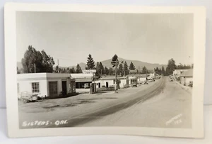 RPPC Schwestern Oregon Mobil Gas Chevron Cafe Hotel Straßenszene alte Autos Coca Cola - Bild 1 von 14