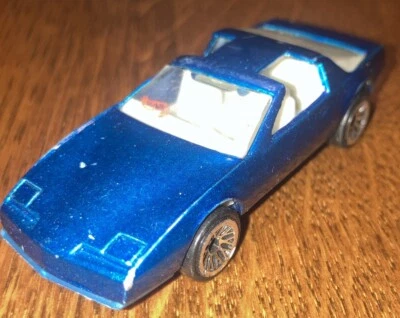 Pontiac Firebird 1982 Hot Wheels años 80 azul con techo en T fundido a presión 1:64 Foto 1 de 4