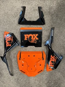 NEW Losi LOS230107 FOX Body Set for 1/10 RZR Rey - Picture 1 of 6