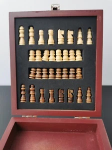 Vintage Chess Board Set Rosewood Finish - Picture 1 of 3