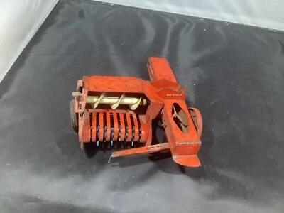 Vintage 1950/60’s Tru Scale Pressed Steel Farm Hay Baler Toy-Parts or restore - Image 1 of 4
