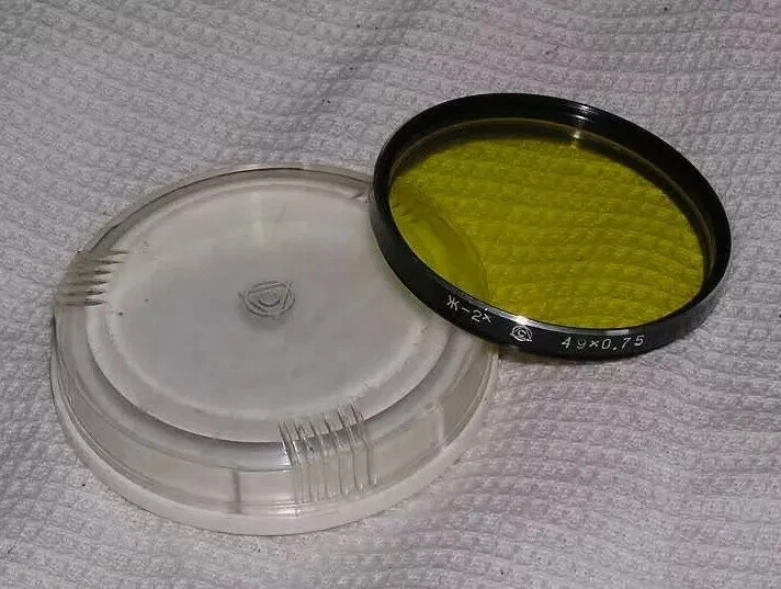 a Yellow-2x LZOS Russian 49x0.75 Vintage Light Filter 49mm for Lens 4633 - Image 1 of 1