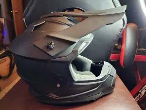 Castle X Mode MX Helmet Matte Black Size Large - Picture 1 of 18
