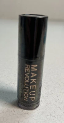 Makeup Revolution 100% Vamp Lipstick New 0.11 oz / 3.2g - Image 1 of 4