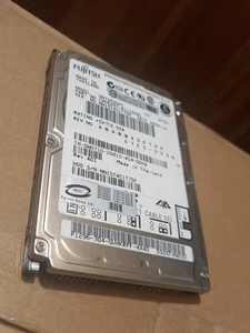 Fujitsu 30GB Ide 2,5 " 4200RPM MHT2030AT CA06297-B1730CD1 Q12J5B3NDHHRDLE3X20 - Picture 1 of 6