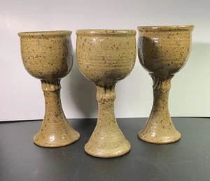 3 copas de vino de cerámica artística de estudio hechas a mano firmadas por el artista 6 1/2" - Imagen 1 de 12