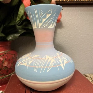 ORIGINAL RSILAS NAY USA POTTERY SCULPTED HANDMADE VASE NAVAJO ETCHED VASE 9" - Picture 1 of 12