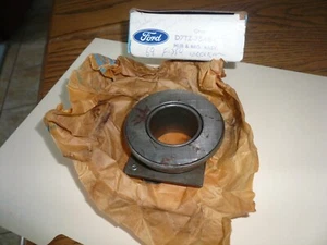 Ford D7TZ-7548-C Clutch Release Hub & Bearing - NOS - Picture 1 of 2
