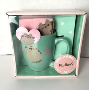 Pusheen The Cat Sock In A Mug Set 17oz Mug 1 Pair Of Crew Socks 1 Sticker New - Picture 1 of 4