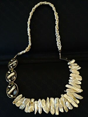 Fabulous Halskette Perlmutt Schnitt Koralle Asymmetrisch - Bild 1 von 4