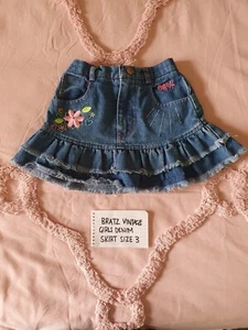 Girls Vintage Bratz Embroidered Denim Skirt Size 3 - Picture 1 of 2