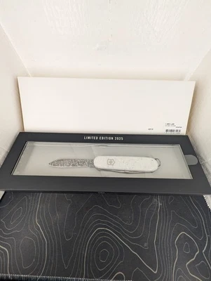 Victorinox COMPAÑERO ESPECIAL DAMASCO EDICIÓN LIMITADA 2025 #/7000 NUEVO Foto 1 de 4