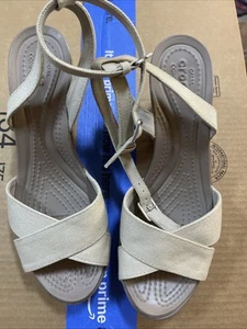 Crocs Leigh II Ankle Strap Wedge Heel Sandal Tan Size 9 204950 Comfort - Picture 1 of 3